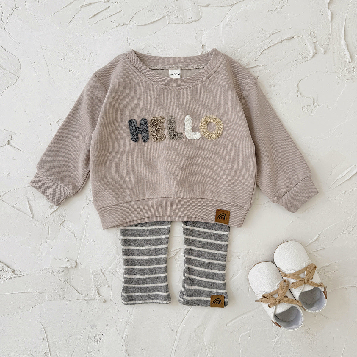 Hello world lounge set