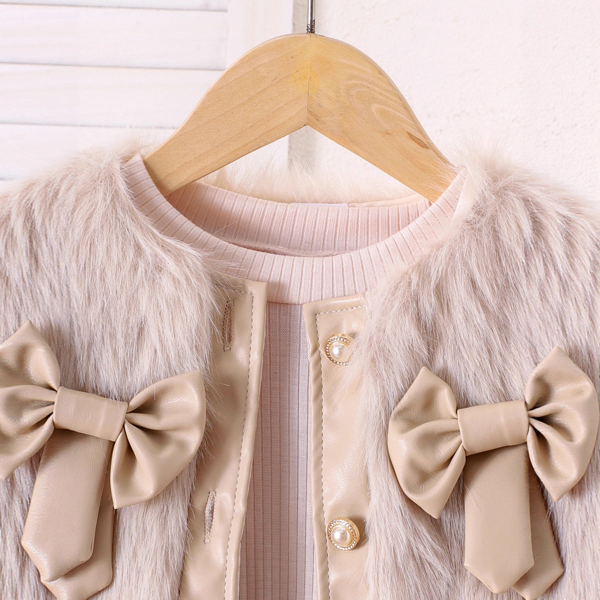 Round neck top bow tie jacket pleated skirt set