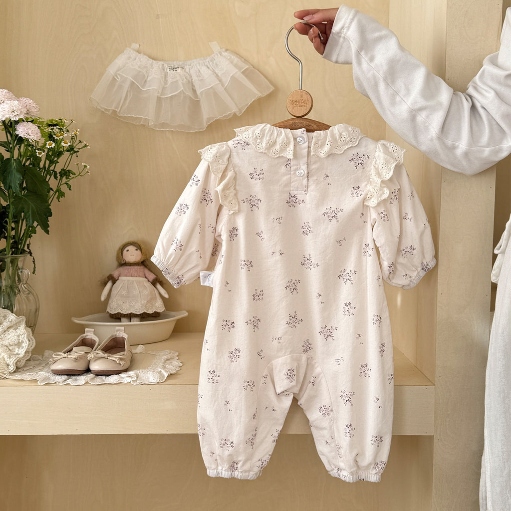 Cleo romper