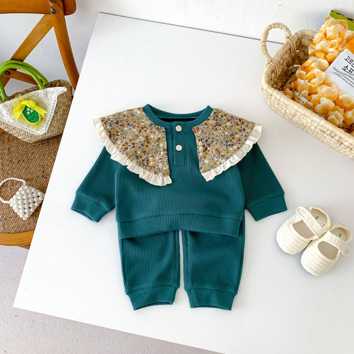 Wendy floral collar lounge set