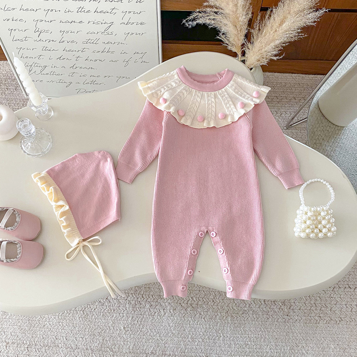 Cute Baby Girl Knit Romper with Turn-down Collar and Pom-pom Detail, Autumn New Style Infant Onesie